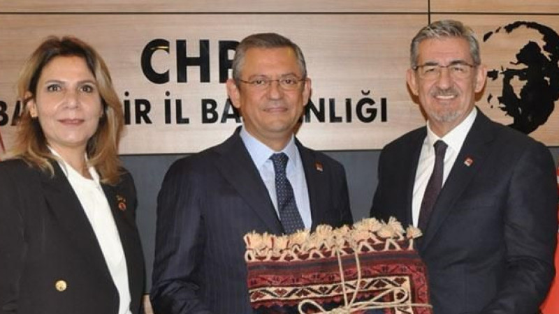Özgür Özel tek tek anlattı: ‘Balıkesir’in iradesi böyle çalındı’