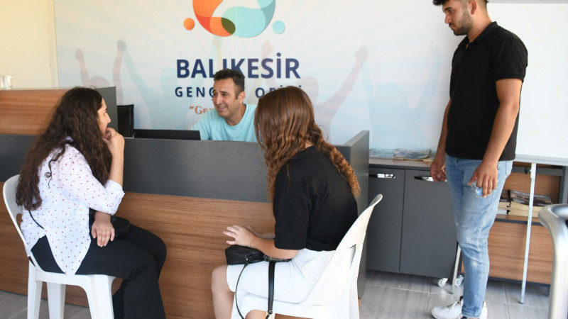 Binin üzerinde genç tercihini Büyükşehir’le yaptı
