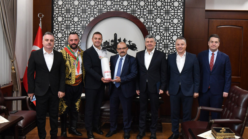 Kurtdereli Güreşleri’ne, kırmızı dipli mumlar ile davetler başlad